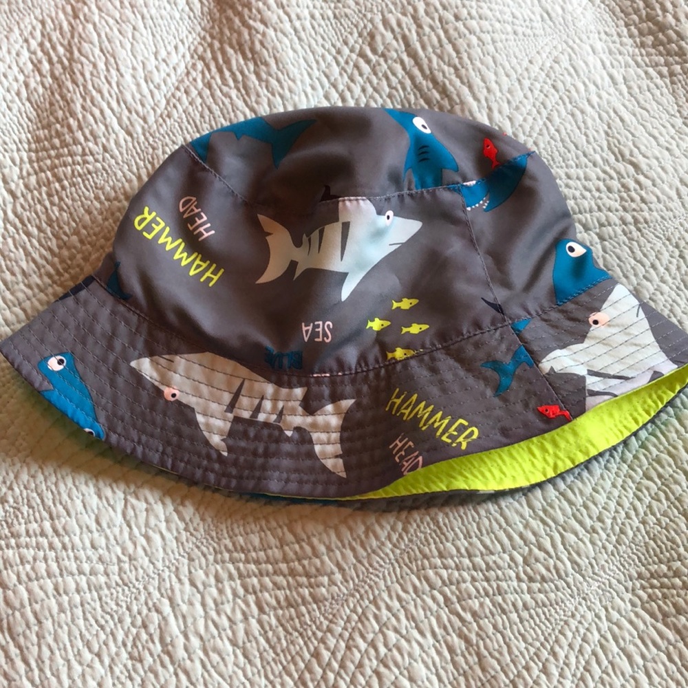 Carters reversible shirt/ neon yellow hat